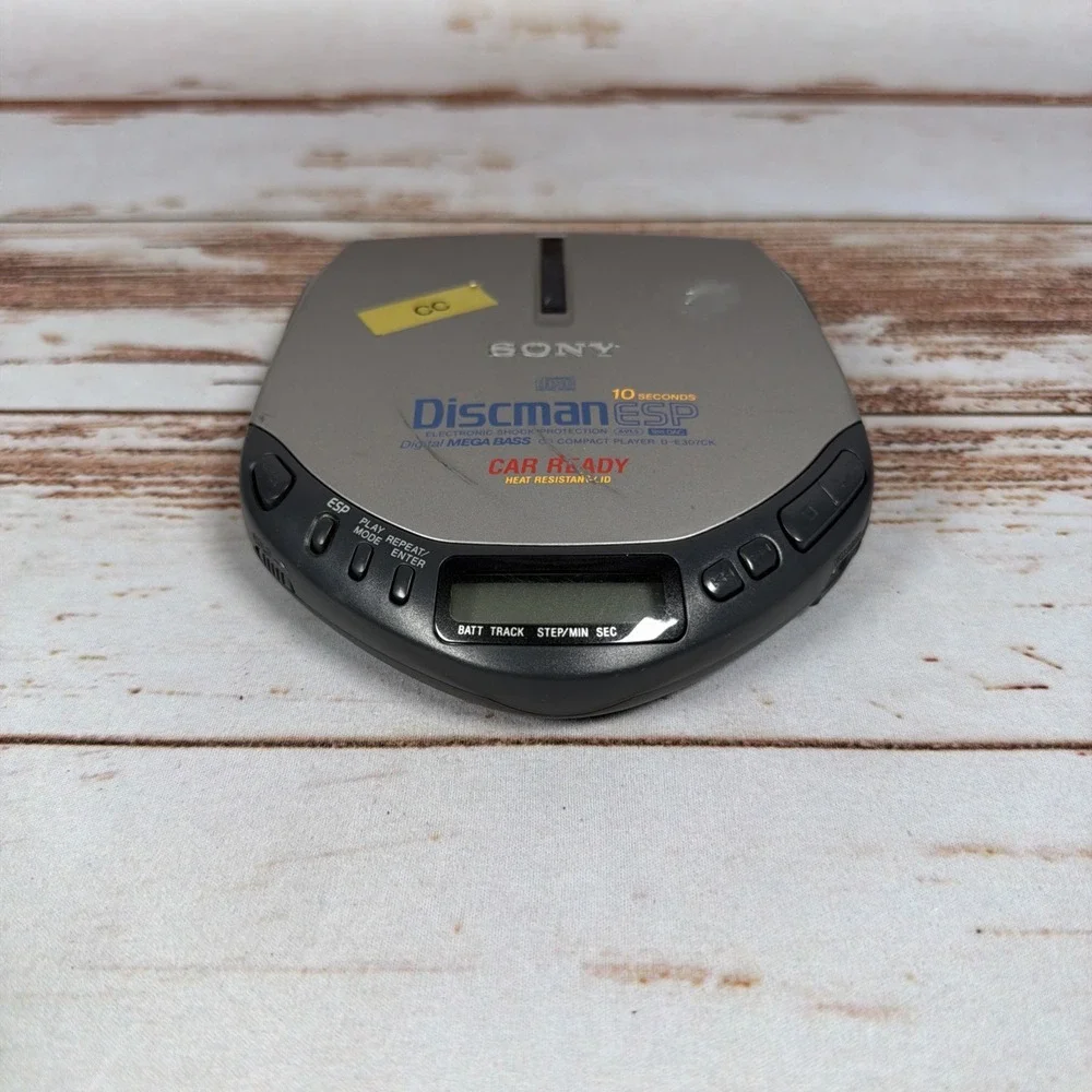Sony D-E307CK Discman ESP Portable CD Player Silver For Parts or Repair Only